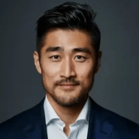 Chris Yang - Featured