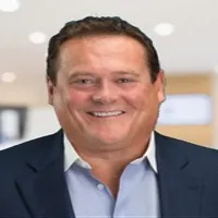 Konrad Martin - Featured