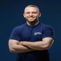 Aleksander Saks - Featured