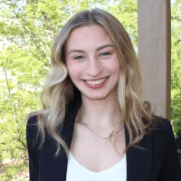 Olivia Chiavegato - Featured